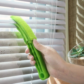 Hiware Window Blind Duster Brush
