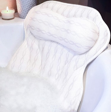 Kandoona Luxury Bathtub Pillow