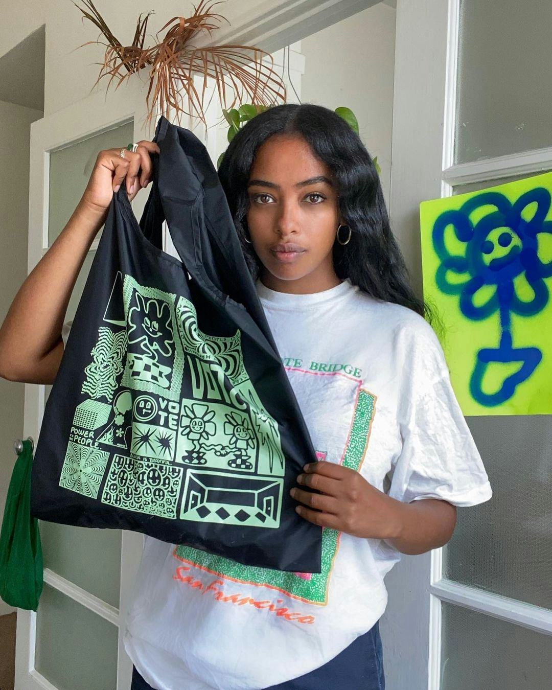 Re-useable bags from Baggu on Instagram.