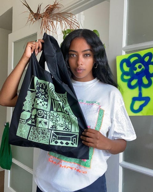 Re-useable bags from Baggu on Instagram.