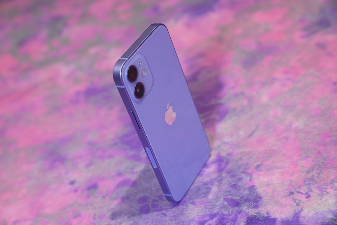 We Got The Purple Iphone 12 Mini Early And It S Absolutely Sick