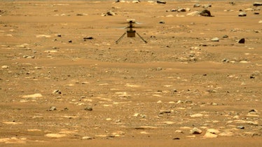 perseverance takes picture of mars helicopter ingenuity