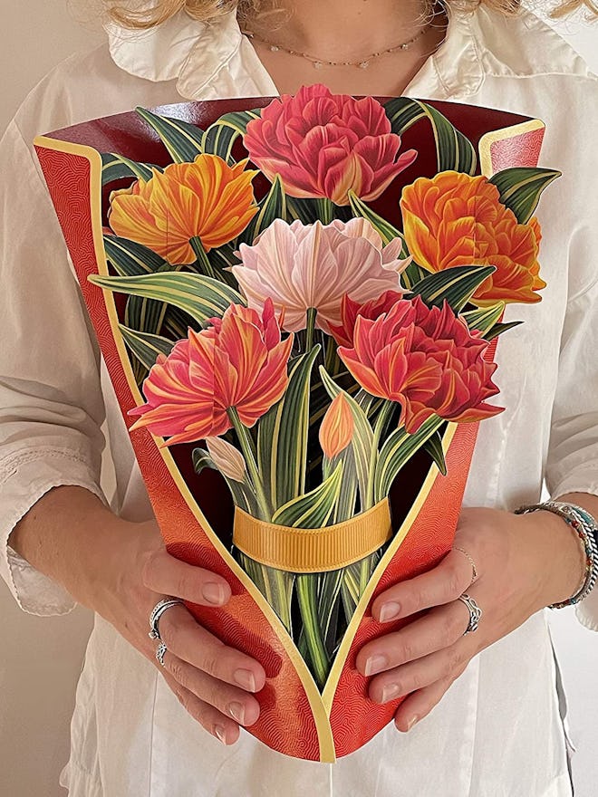 Freshcut Paper Pop-Up Standing Bouquets 