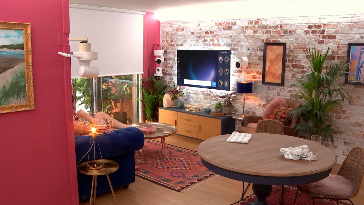 Can You Stay In The Circle S Apartments Here S What Happens After Filming Is Over