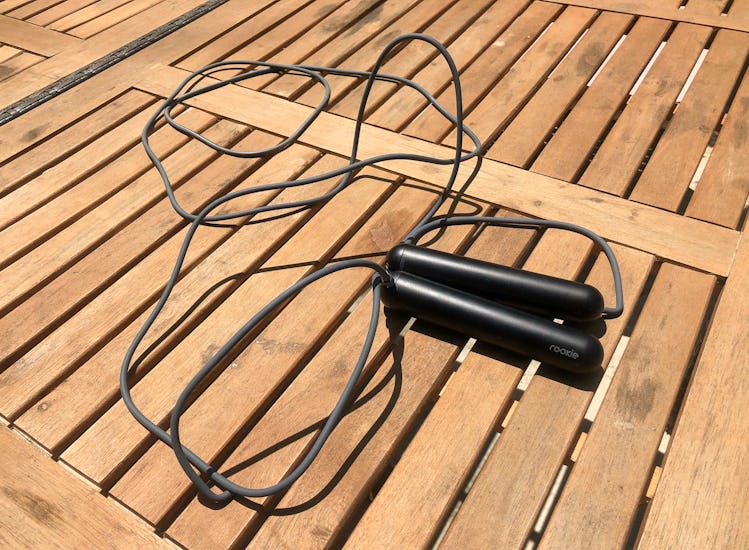 SmartRope Rookie review: the cable measures 3 meters long.