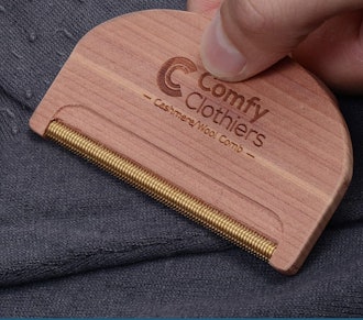 Comfy Clothiers Cedar Wood Cashmere & Fine Wool Comb