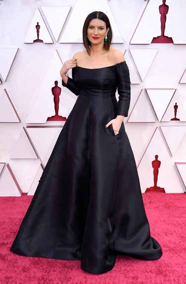 Laura Pausini at the 93rd Annual Academy Awards in a black gown