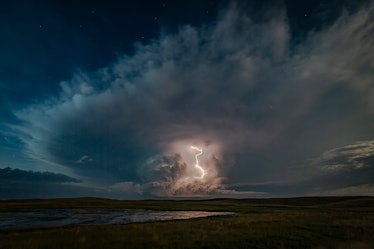 Lightning strikes Great Plains from cloud