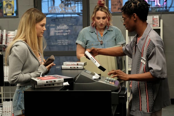 OLIVIA HOLT as Kate HARLEY QUINN SMITH as Mallory and ALLIUS BARNES as Vince in Freeform's 'Cruel Summer'