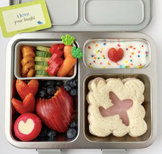 An airplane sandwich bento box