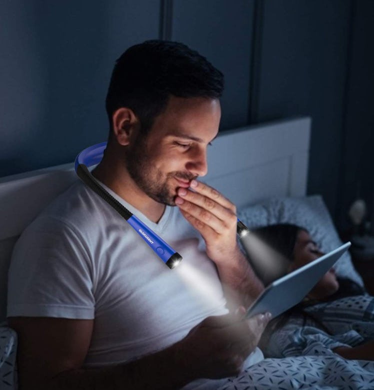 Glocusent LED Neck Reading Light