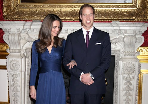 Prince William and Kate Middletonarrive to pose for photographs in the State Apartments of St James ...