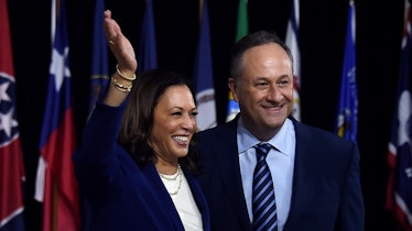 The tweets and memes of Doug Emhoff waving to Kamala Harris are so hype for his support.