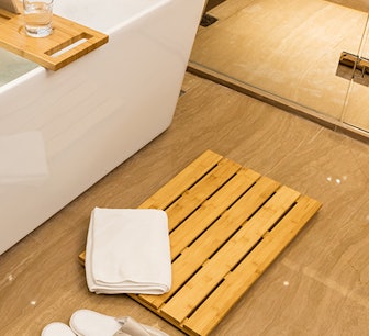 GOBAM Bamboo Shower Mat 