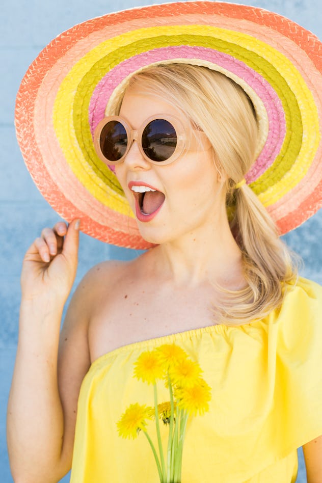 a painted hat  is a great DIY mother's day gift idea 