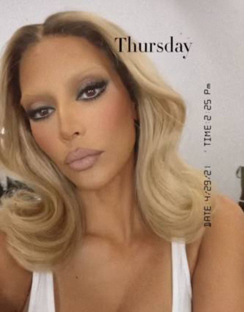 Kim Kardashian with bleached eyebrows