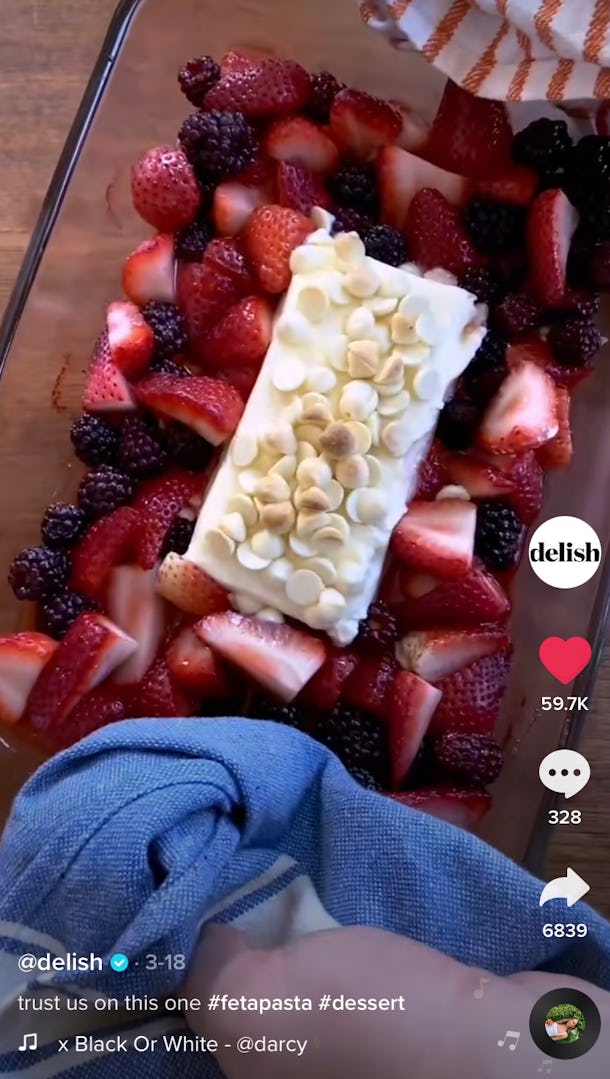 The Baked Feta Pasta Dessert Recipe On TikTok Is A Sweet Upgrade To The OG