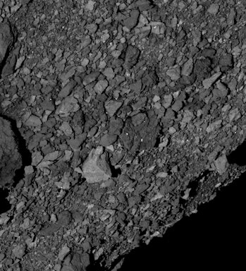 A close-up view of asteroid bennu's surface.