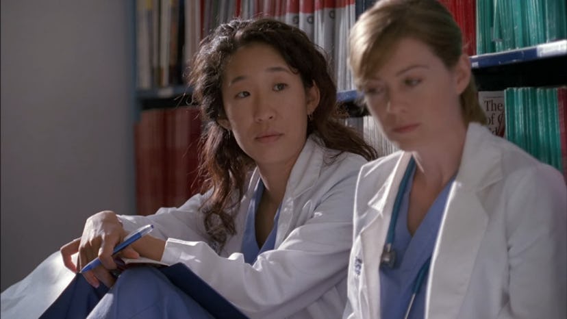 Cristina and Meredith became friends in the first episode of 'Grey's Anatomy. Screenshot via ABC