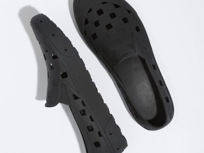 Crocs that look like vans sales