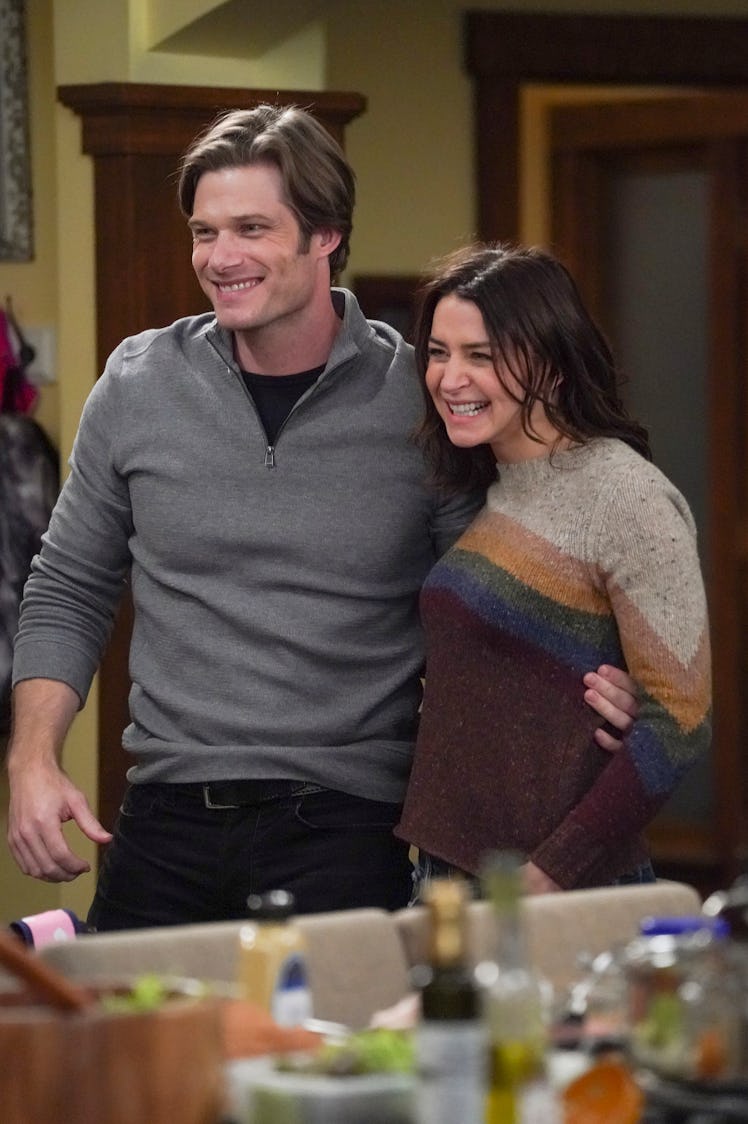 Chris Carmack as Link and Caterina Scorsone as Amelia in Grey's Anatomy Season 17.