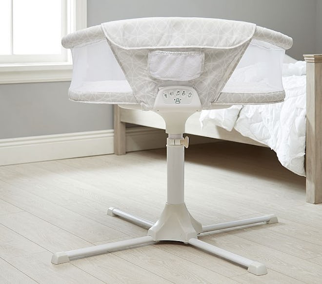 Baby bassinet for car Clearance
