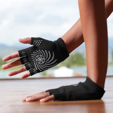 Gaiam Grippy Yoga Gloves