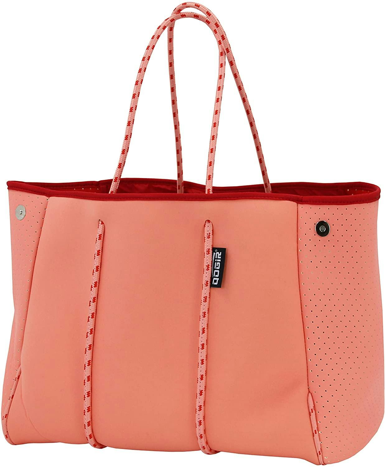 The 9 Best Family Beach Bags