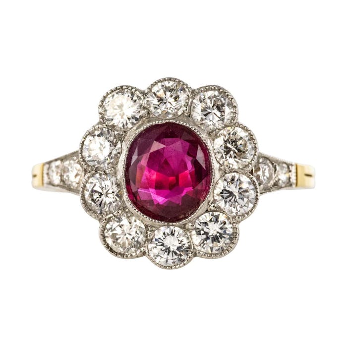 French 1.05 Carat Ruby Diamonds 18 Karat Yellow Gold Platinum Cluster Ring