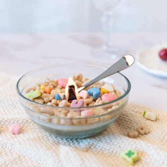 ILIKEPAR French Vanilla Cereal Bowl with Metal Spoon Scented Candle