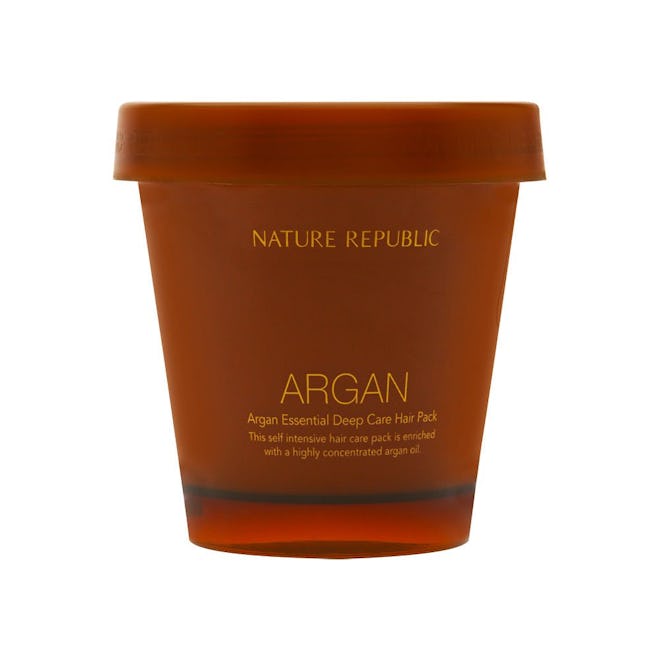 This Korean hair pack with argan oil promotes soft, silky strands. 