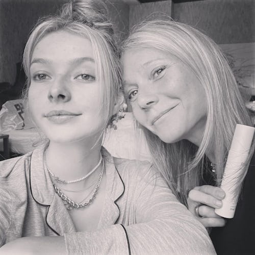 a black-and-white selfie of Gwyneth Paltrow and her daughter Apple Martin