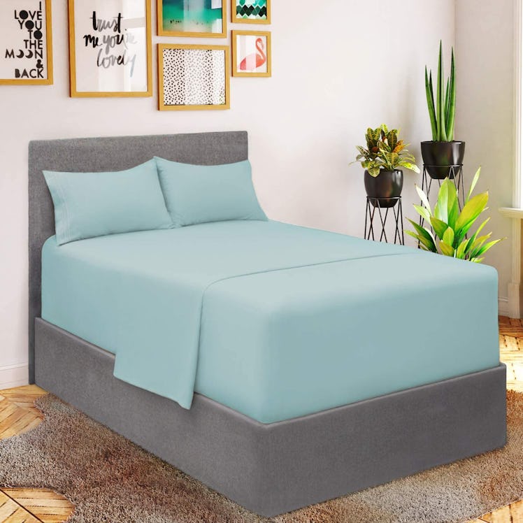 Mellanni Bed Sheet Set