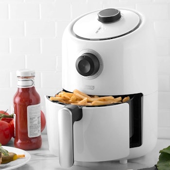 Dash Compact Air Fryer Oven Cooker