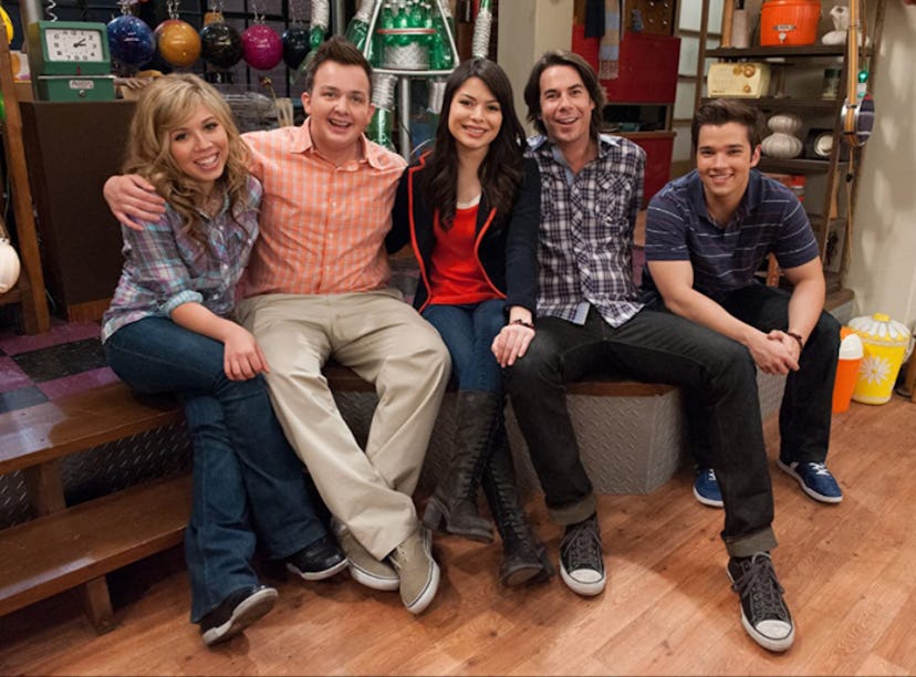 Here's what to know about Paramount+'s 'iCarly' revival's release date, cast, trailer, and more.