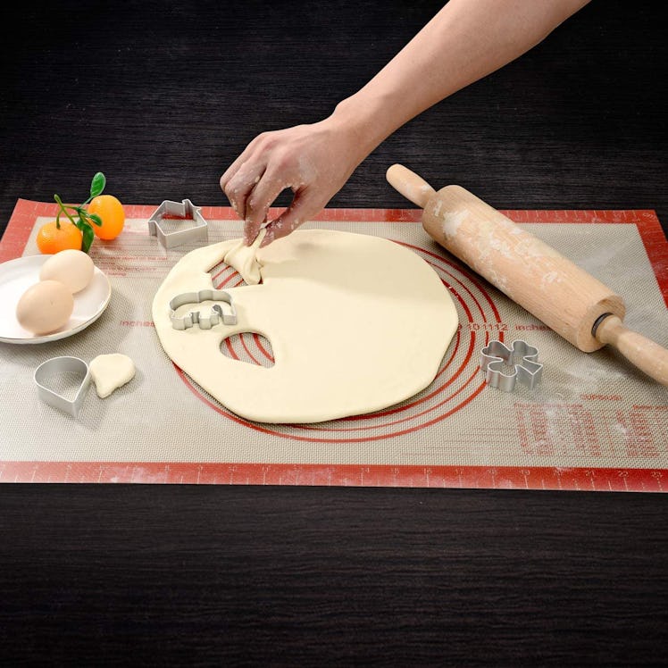 Folksy Super Kitchen Silicone Pastry Baking Mat With Measurements
