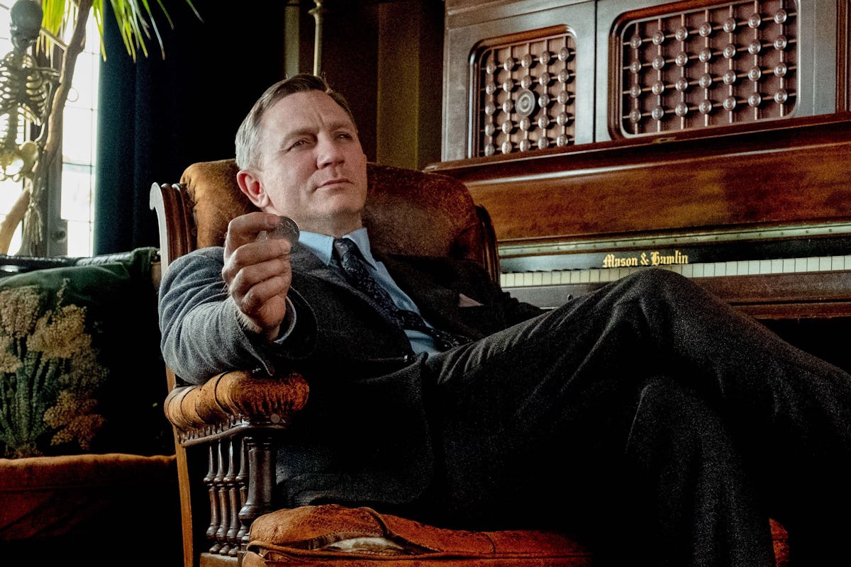 Daniel Craig as Dectective Benoit Blanc in Knives Out
