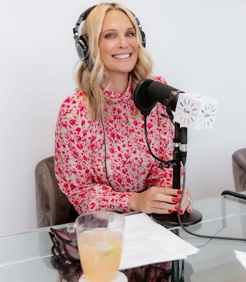 Molly Sims podcast lipstick on the rim