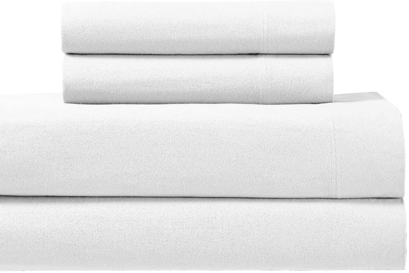 The 5 Best Sheets That Don't Pill