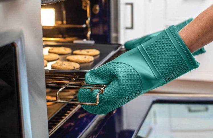 Gorilla Grip Silicone Oven Mitt Set (2-Pack)