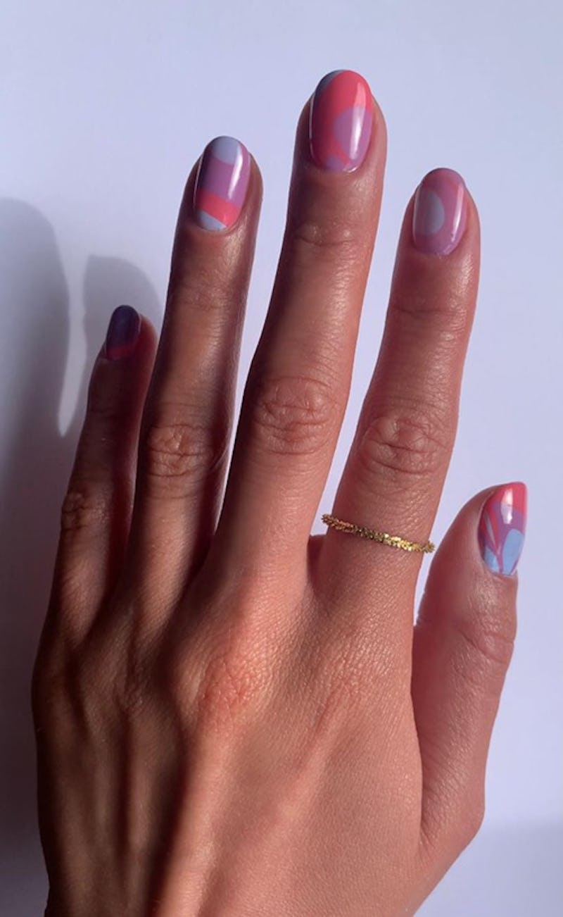 Water marble nails