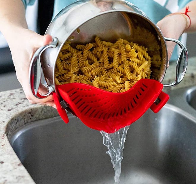 Arlig Clip-On Strainer