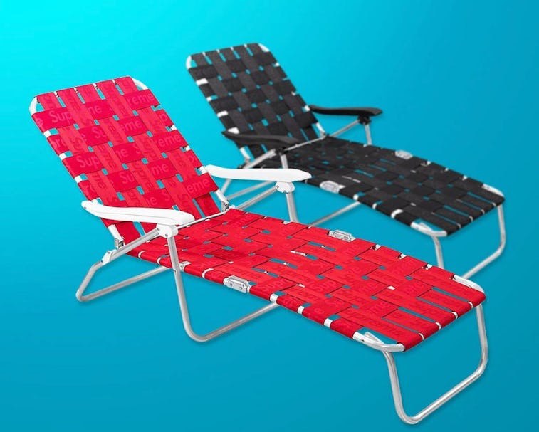 Supreme lawn deals chair