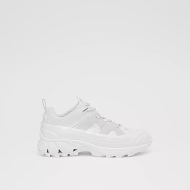 Emily Ratajkowski’s White Aldo Sneakers Are Only $85