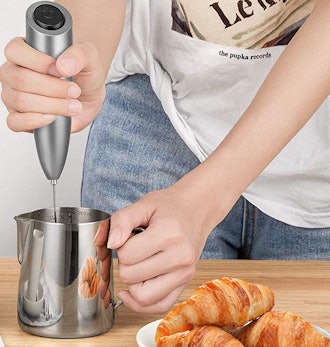 SIMPLETASTE Handheld Milk Frother