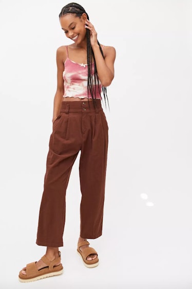 UO Sloane Linen Tapered Pant