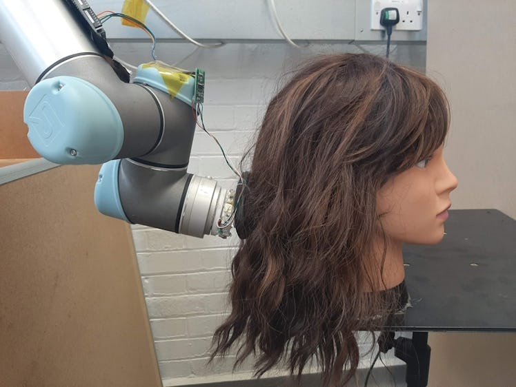 RoboWig hair brushing robot MIT
