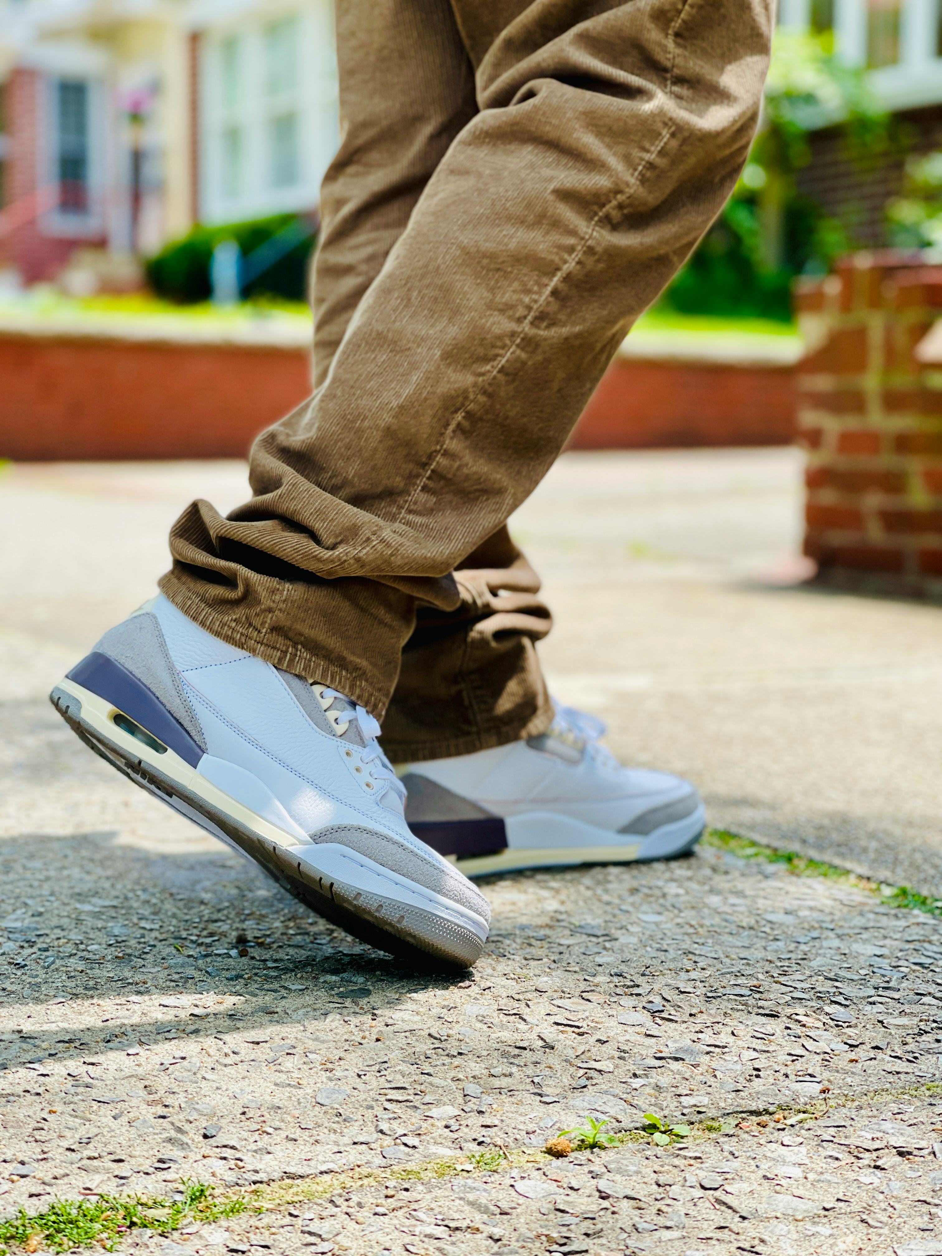 Jordan retro 3 chlorophyll clearance on feet