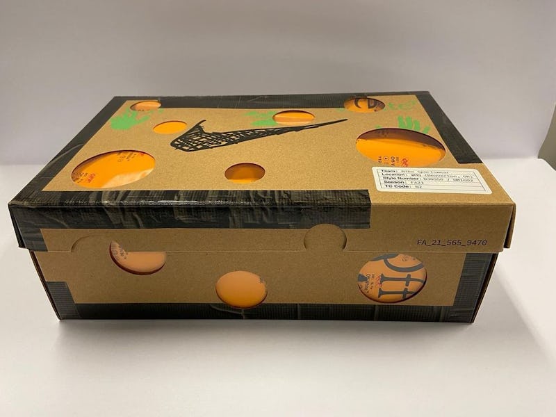 Off-White Nike Dear Summer Collection