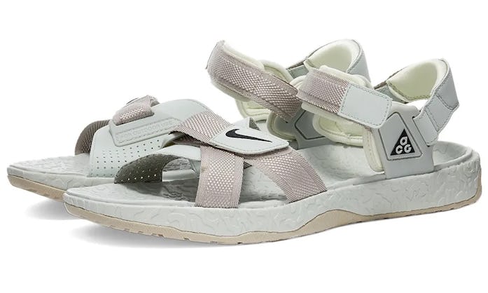 Nike ACG Air Deschutz